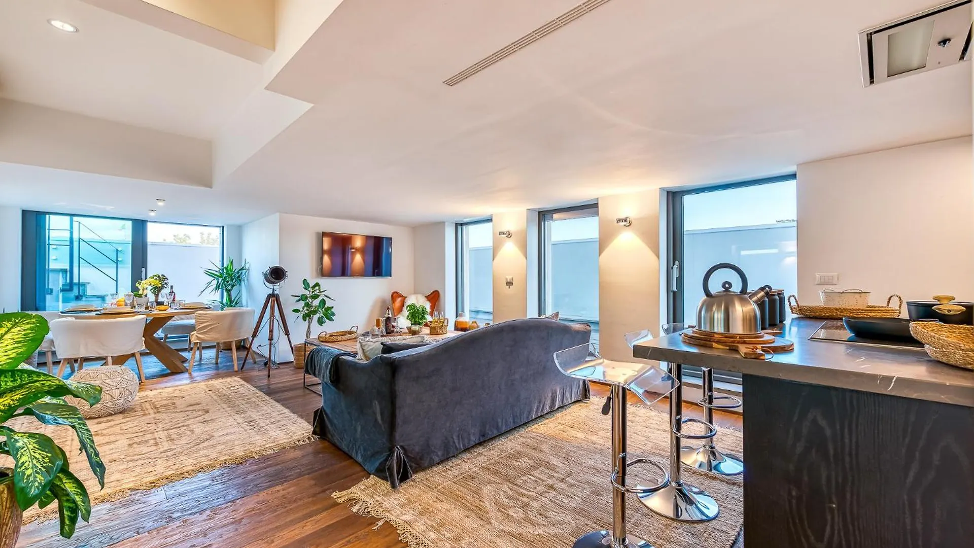 Skylife Tiber Luxury Penthouse Apartment Rome