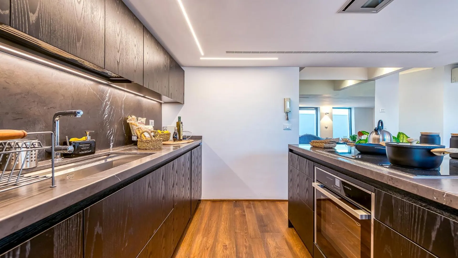 Skylife Tiber Luxury Penthouse Apartment Rome